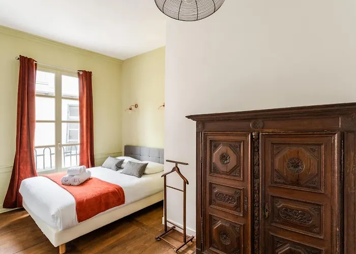 Dame De Coeur - Appartement Spacieux En Plein Centre Historique